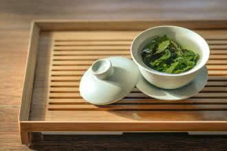 Zielona herbata zabija komórki nowotworowe w jamie ustnej