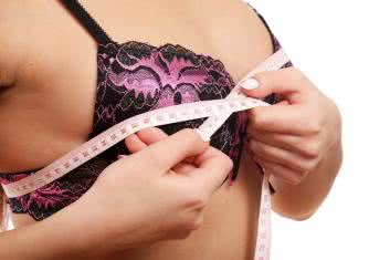 Biust na wysokim poziomie