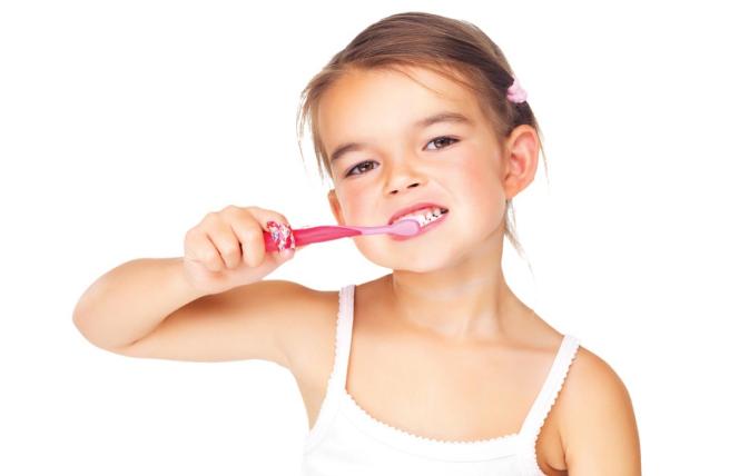 Olej kokosowy lepiej od pasty zwalcza próchnicę