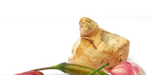 Czosnek, papryczka chilli i imbir. Właściwości lecznicze przypraw
