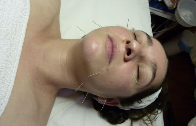 Po medycynę alternatywną sięga w ukryciu 60% pacjentów