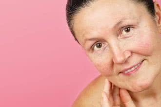 Czy hormonalna terapia zastępcza (HTZ) poprawia kondycję skóry?