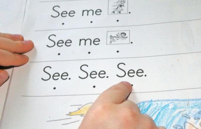 Kwasy omega-3 i omega-6 pomagają dzieciom w nauce czytania