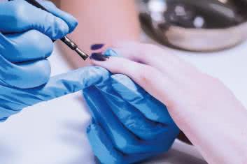 Czego nie powie Ci manikiurzystka