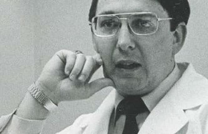 O. Carl Simonton: leczenie motywacją