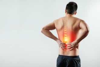 Ból pleców - poznaj prawdziwe przyczyny bólów kręgosłupa