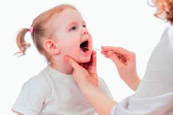 Maleńkie migdałki, wielki problem