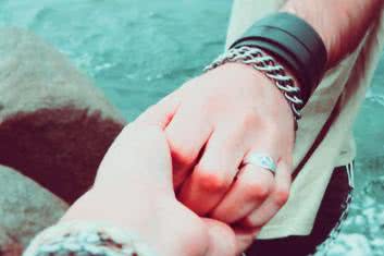 Jak sobie poradzić z samotnością?