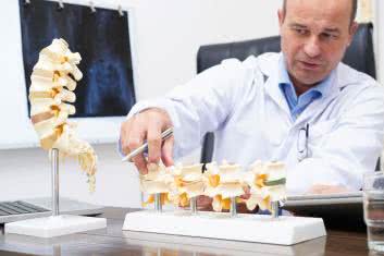 Przegląd informacji o ostrym bólu odcinka lędźwiowego