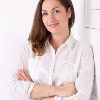 dr Karolina Julia Smoderek