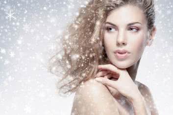 Sposób na elektryzujące się włosy