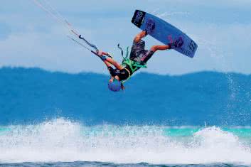 Urazy stopy i stawu skokowego w surfingu, windsurfingu, kitesurfingu: przegląd badań i literatury