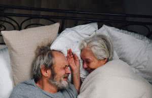 Seks i choroba przewlekła. Nie pozwól, by problemy zdrowotne odebrały wam radość z seksu