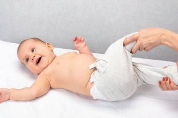 Zaburzenia rozwoju stawów biodrowych