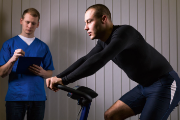 Test stromej rampy w ocenie wydolności tlenowej u osób po chorobie nowotworowej