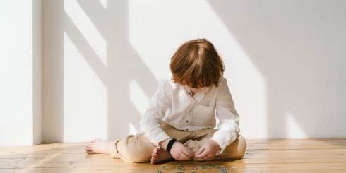 Czy manipulacja genetyczna pozwoli w przyszłości zmniejszyć objawy autyzmu?