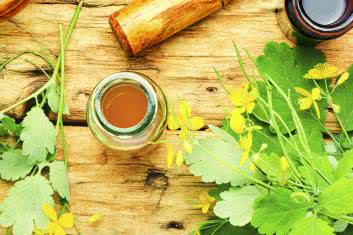 Jak się pozbyć kurzajek? 