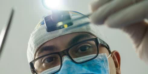 Czy chore zęby mogą być związane z RZS? - Niezwykłe historie stomatologiczne cz.3