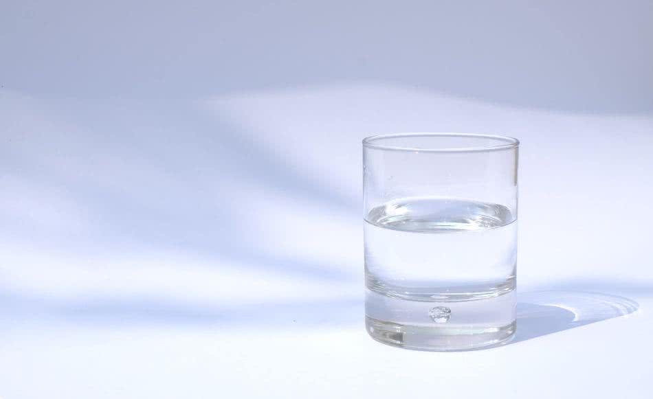 Szklanka wody