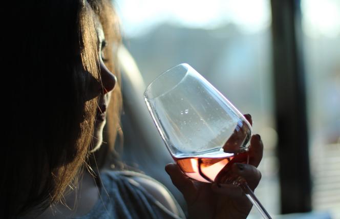 Uzależnienie od alkoholu – tych objawów nie ignoruj 