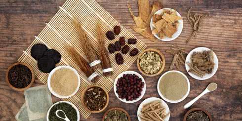 Pomoc w walce ze stresem - rośliny adaptogenne