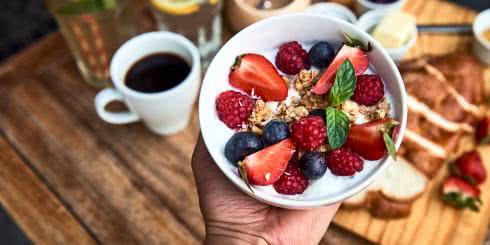 Owoce jagodowe - właściwości zdrowotne i przepisy