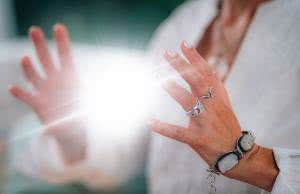 Odczarować bioenergoterapię - wywiad z Agatą Wypiór