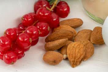 JAK SOBIE RADZIĆ Z: nadciśnieniem 