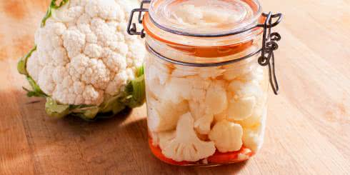 Kiszony kalafior - prosty przepis na zdrowy przysmak