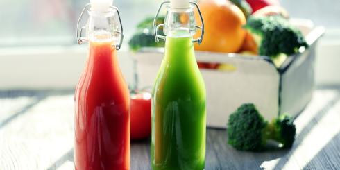 Post warzywno-owocowy. Mariusz Budrowski mówi, jak dzięki postom pokonał raka