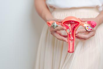 JAK SOBIE RADZIĆ Z: endometriozą