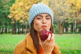 Jabłka dla zdrowia i urody. Właściwości i przepisy