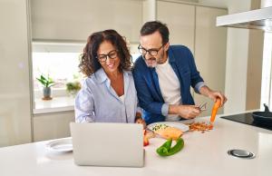 Zbliża się andropauza? Oto, co możesz zrobić, by o siebie zadbać