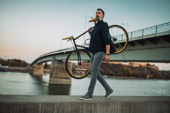 Jak radzić sobie ze spadkiem testosteronu?