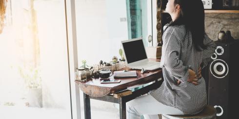 Jak radzić sobie z bólem kręgosłupa?