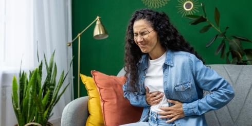 Jak ugasić pożar w żołądku? Naturalne sposoby na wrzody