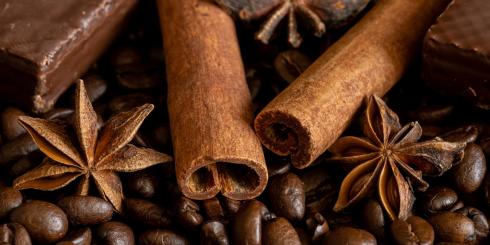 Chroni serce i reguluje trawienie - zdrowotne właściwości cynamonu