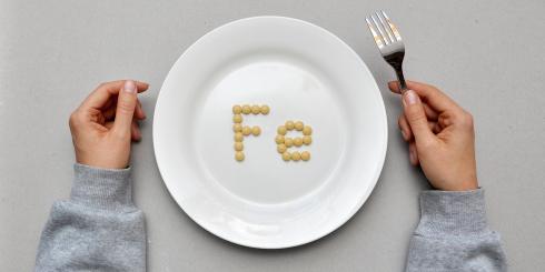 Jest pierwiastkiem życia. Dlaczego żelazo to fundament naszego zdrowia?