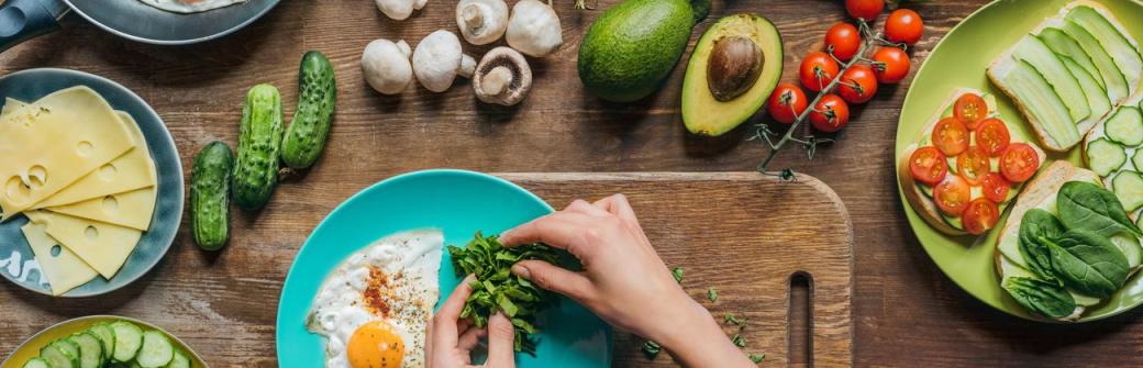 Czy kolejność spożywanych produktów podczas posiłków ma znaczenie?