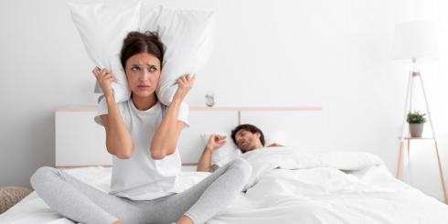 Sposoby na chrapanie i bezdech senny – w jaki sposób można je leczyć?