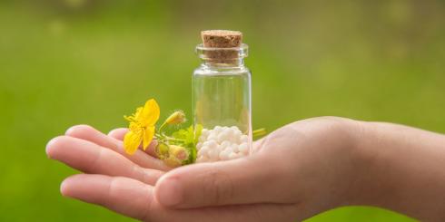 Jak chronić się przez pasożytami? Te kuracje homeopatyczne pomogą je zwalczyć