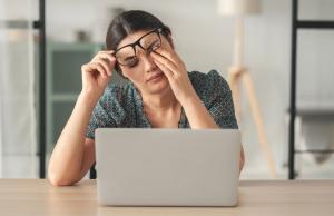 Zmęczenie nadnerczy. Źródłem toksyczne środowisko i relacje?