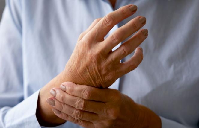 Zwyrodnienia i ból stawów - przyczyny oraz sposoby łagodzenia i leczenia 