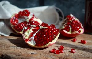 Granat - składniki odżywcze i właściwości. W jaki sposób wspiera serce?