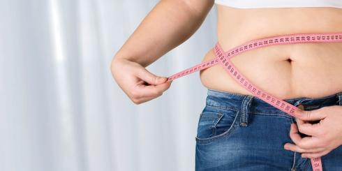 Elektryczna stymulacja mięśni – czy pomaga schudnąć?