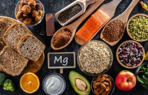 Magnez - rola w organizmie i objawy niedoborów. Który suplementować?