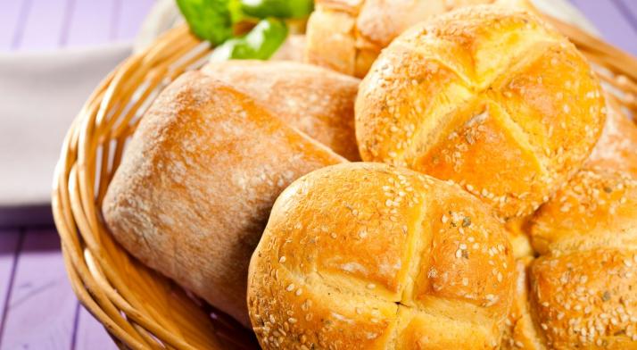 Przyczynia się do depresji? Pozytywne skutki rezygnacji z glutenu